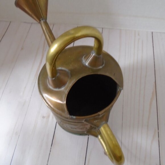 Brass Handmade Watering Can Rustic Vintage Cottage garden Inspired 3443 - Picture 6 of 8